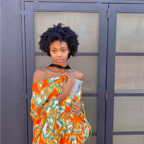 Feather and gold chain necklace designed and handmade in my Los Angeles atelier - Picture 2 of 7